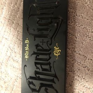 Kat Von D shade and light eye palette